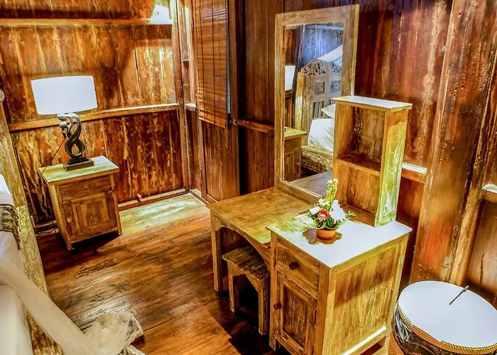 The Meranggi Guest house 4*